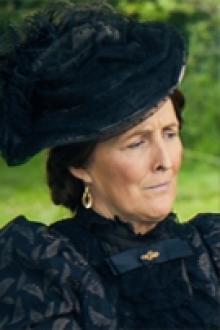 A profile picture of Fiona Shaw