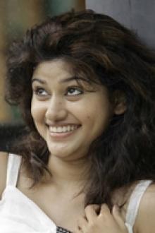 A profile picture of Oviya