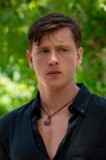 Harris Dickinson