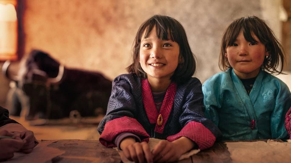 Scene number 4 from the movie Lunana: A Yak in the Classroom