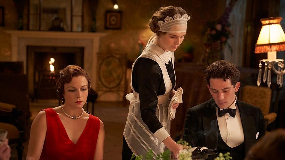 Scene number 2 from the movie Lux Film Lab: Mothering Sunday